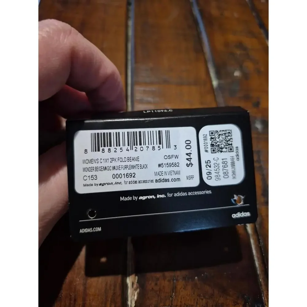 Adidas Men’s 2 Pack Grove Knit Cuff Beanies Wonder Beige / Violet NEW - Picture 8 of 8